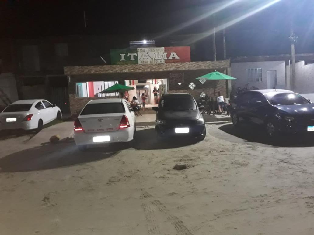 Pousada Italia 과루자 외부 사진